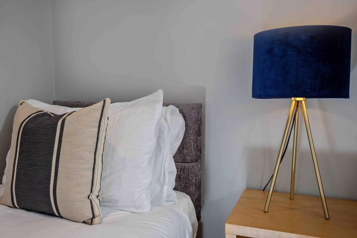 Stylish & Spacious 3 Bed Apartment With Parking 셰필드 외부 사진